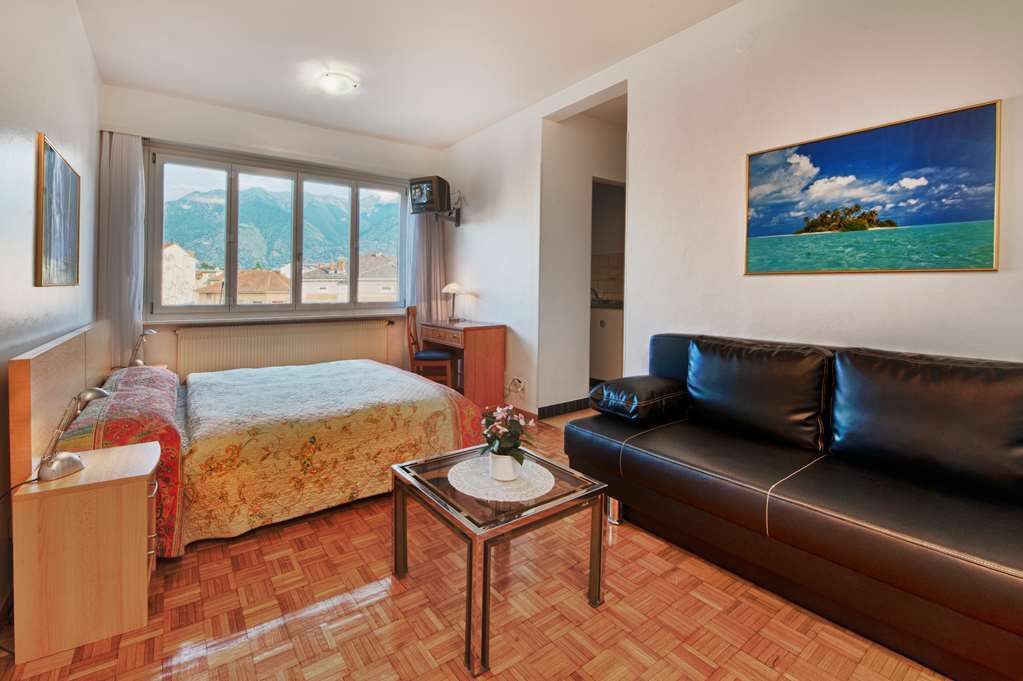 Residenze Dell'Angelo Ξενοδοχείο Λοκάρνο Δωμάτιο φωτογραφία