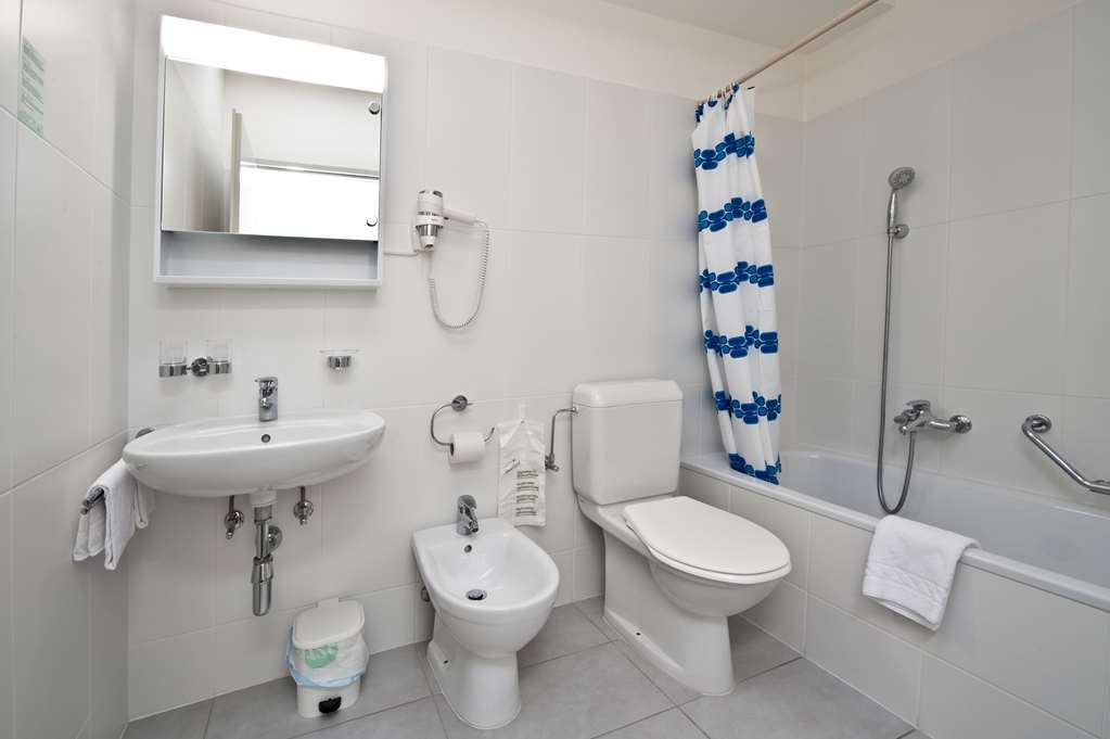 Residenze Dell'Angelo Ξενοδοχείο Λοκάρνο Δωμάτιο φωτογραφία